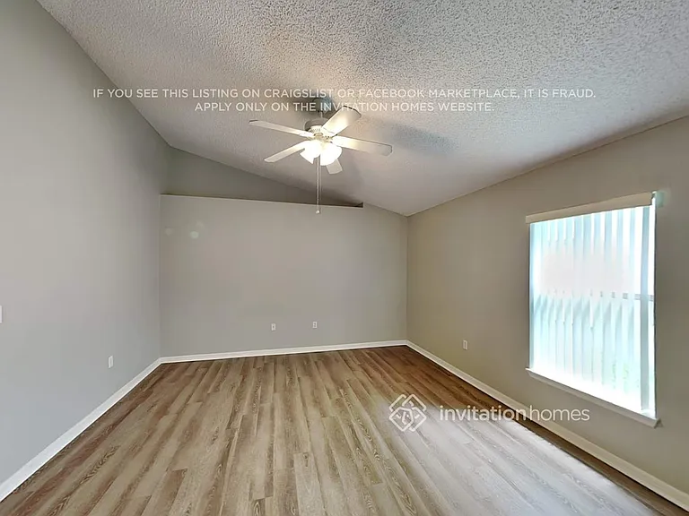 2100 Brookshire Cir — Photo 10