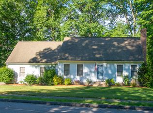 22 Swift Rd, Northbridge, MA 01534