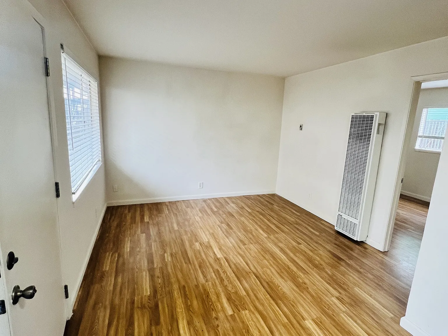 1 bed, 418 sqft, $2,000 — Photo 3