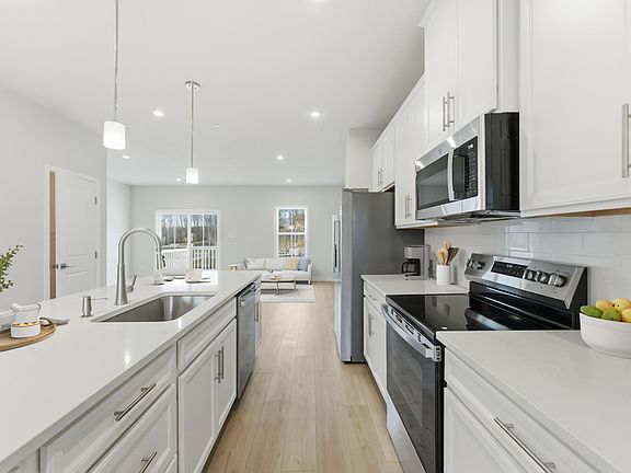 2nd image of 339 Telluride Ln