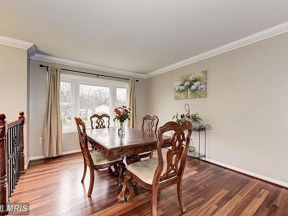 FORMAL DINING ROOM or CAN BE USED AS A LIVING ROOM