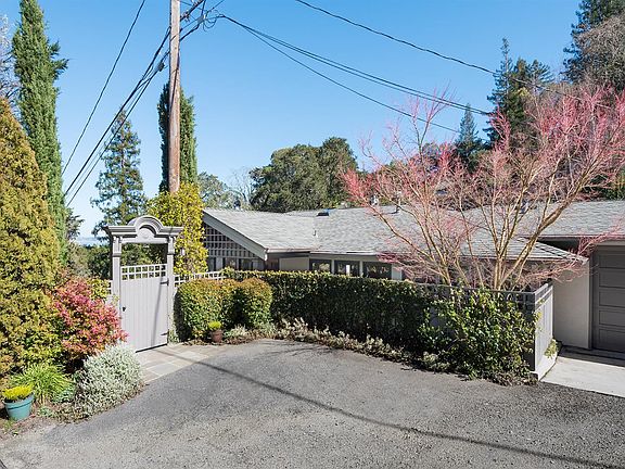 2nd image of 9 Ridge Way