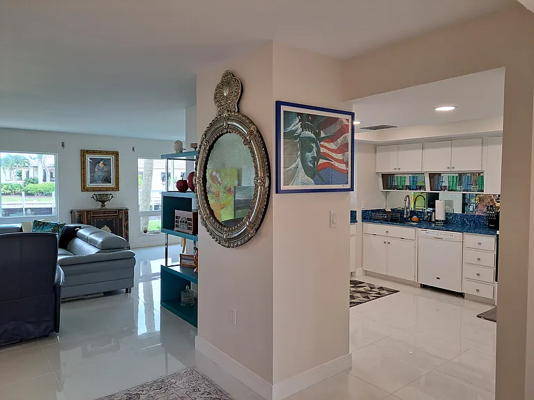 1 Colony Point Dr — Photo 34