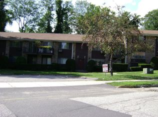 81 Kennedy Dr, Bridgeport, CT 06606