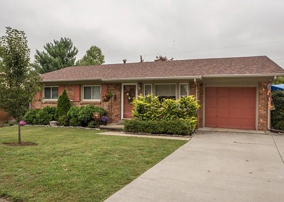 2nd image of 1767 Gleneagles Dr