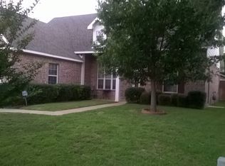 511 Clancy Ln, Lake Dallas, TX 75065
