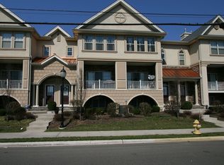 732 Green Ln, Union, NJ 07083