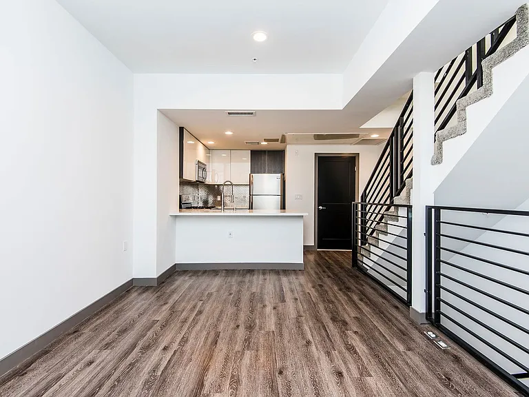 8621 Ramsgate Ave — Photo 17