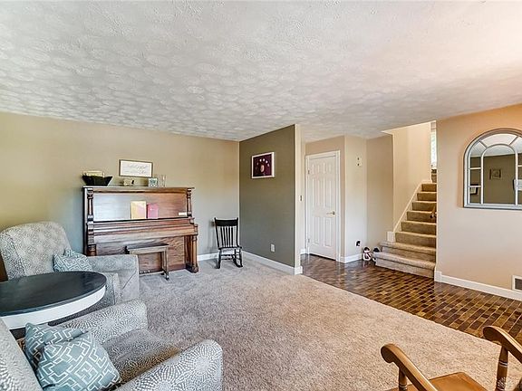 5th image of 3670 Frostwood Dr