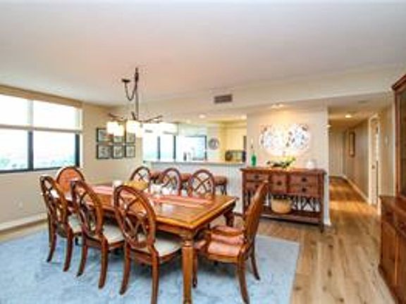 5th image of 26140 Hickory Blvd APT 703