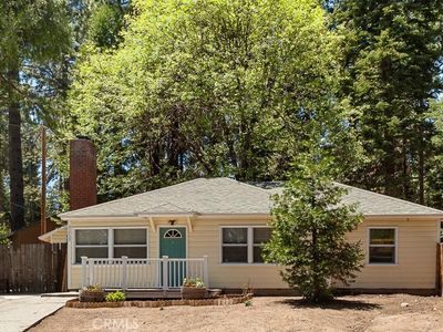 31735 Valley View Dr, Running Springs, CA, 92382