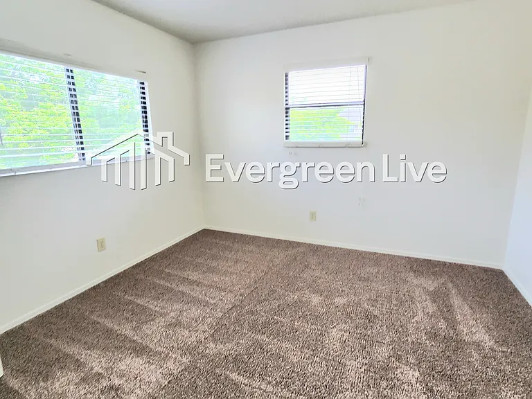2303 Sandia Ct — Photo 17