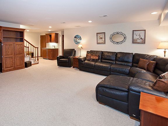 3rd image of 9419 E Shannon Way Ct
