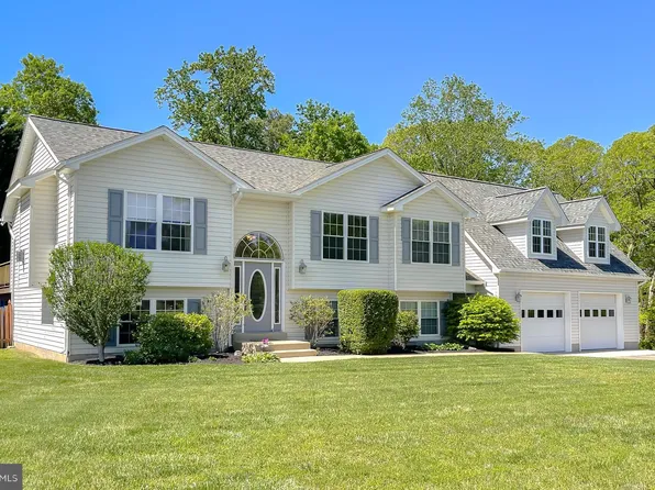 39925 Mrs Graves Rd, Mechanicsville, MD 20659