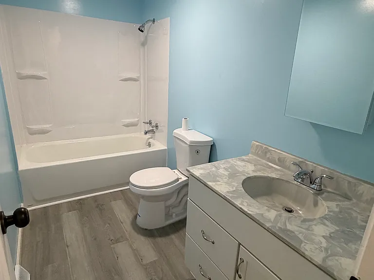 522 Willow Ave — Photo 7
