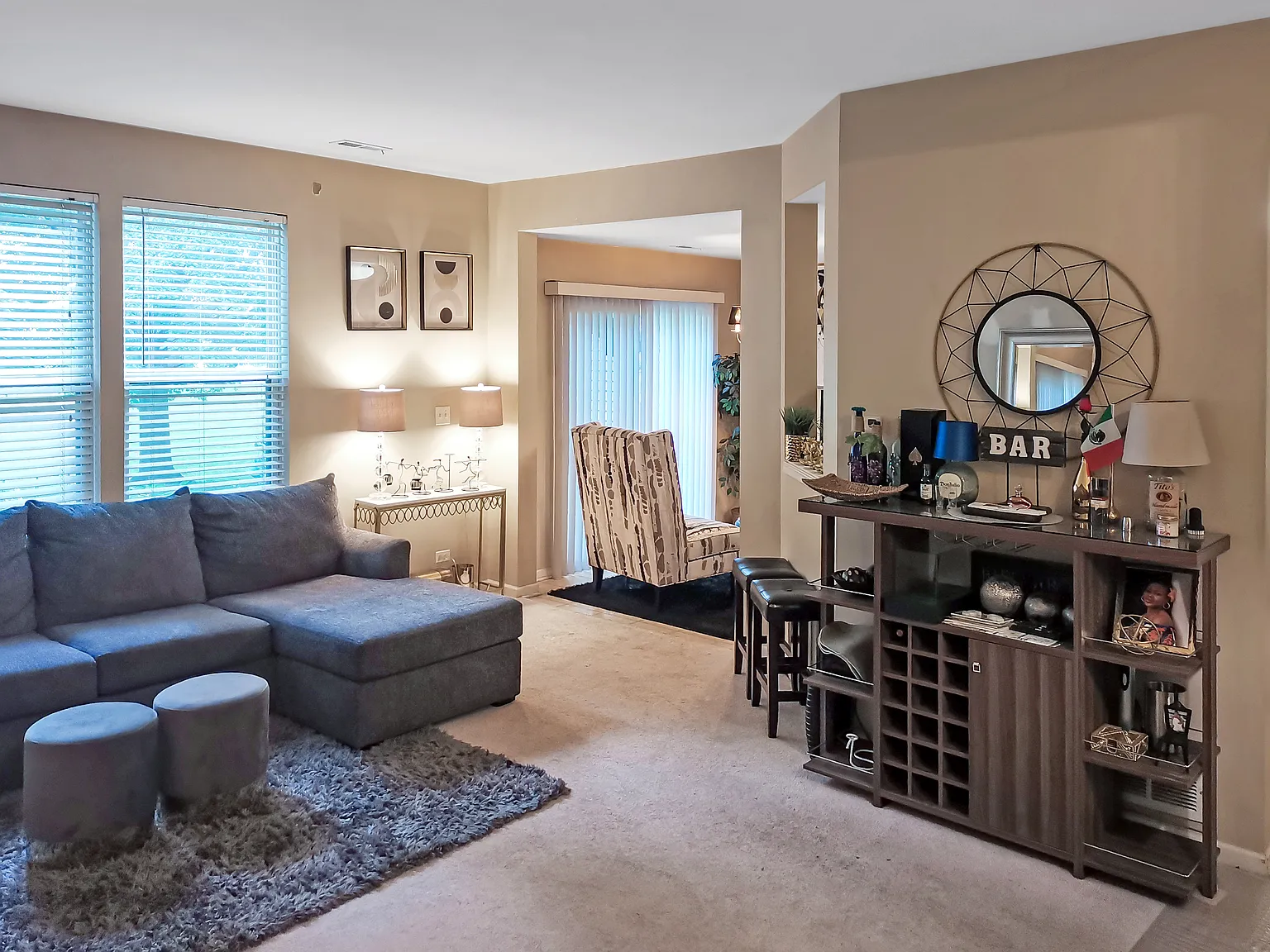 3 bed, 2.5 bath, 1560 sqft, $2,450 — Photo 2