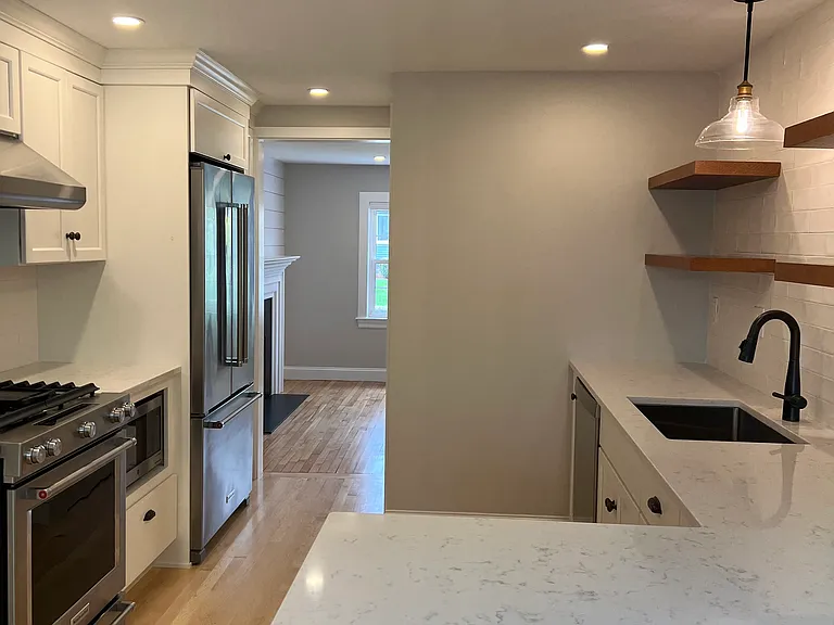 41 Village Rd — Photo 7
