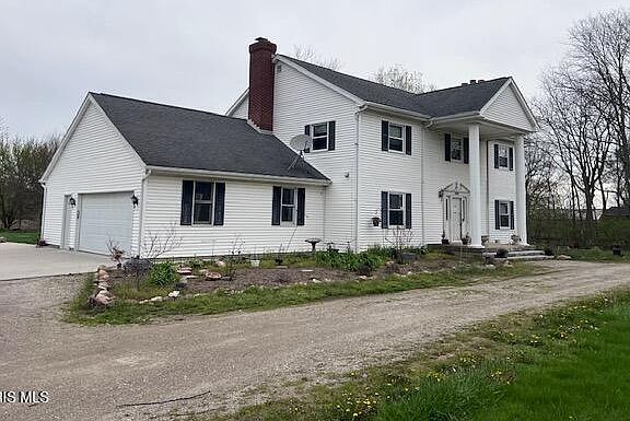 2nd image of 22899 W Hellwig Rd