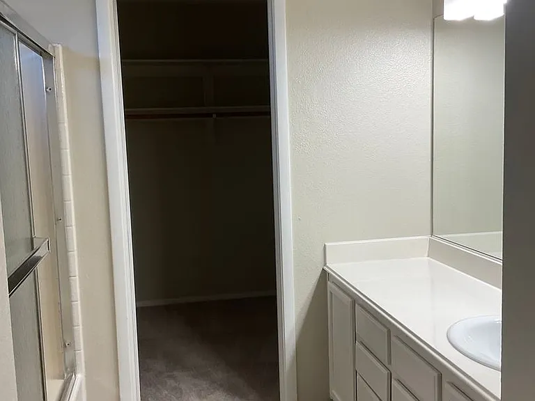 8720 Majestic Pine Ave — Photo 7