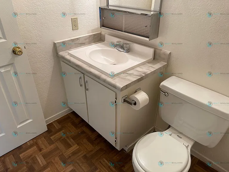 3929 Clear Acre Ln #200 — Photo 12