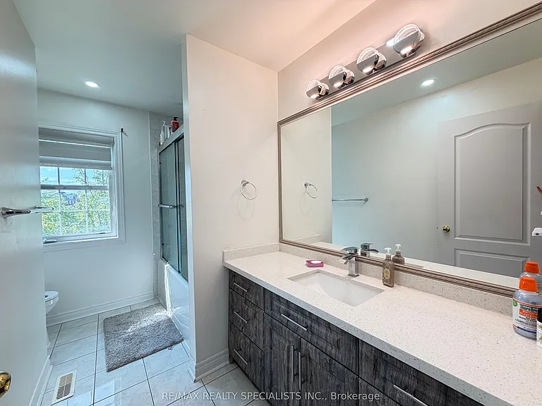 214 McCready Dr — Photo 40