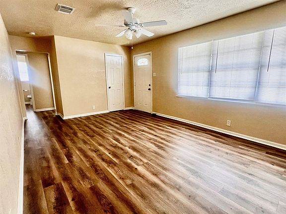 5th image of 631 Roper St