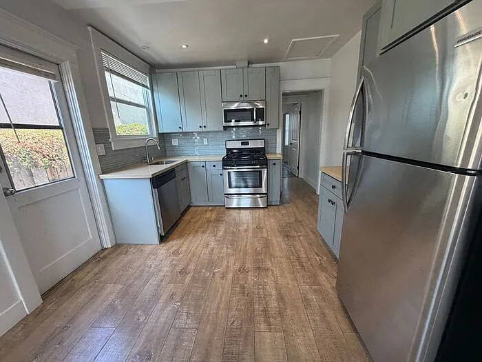 1177 Florence St — Photo 8