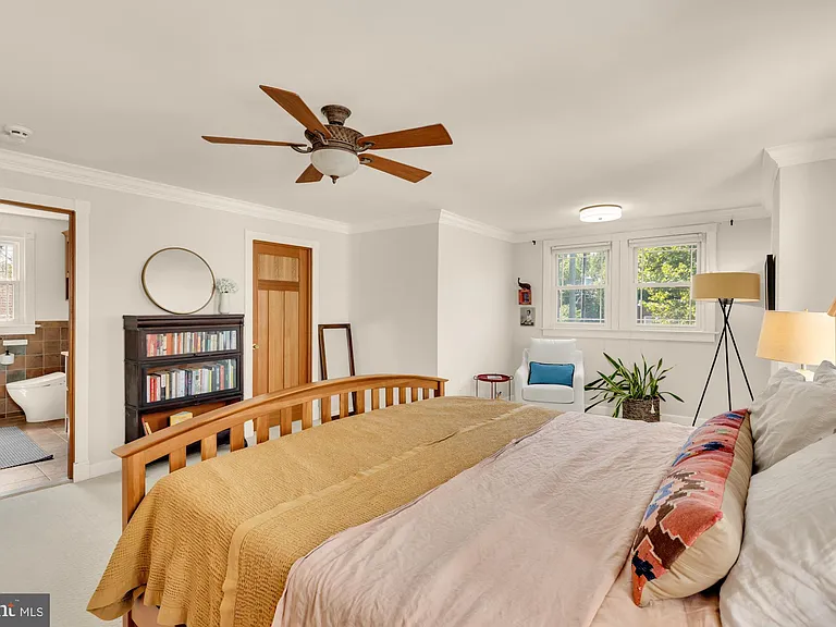 821 Elder St NW — Photo 16