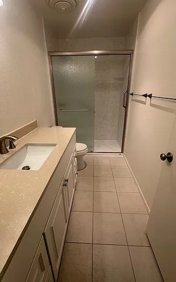 637 Sydney Ln — Photo 35