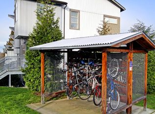 6301 65th Ave NE, Seattle, WA 98115