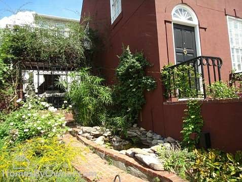 2nd image of 158 5th St NE