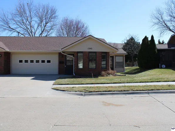 1242 Silver Ridge Rd #46, Lincoln, NE 68510