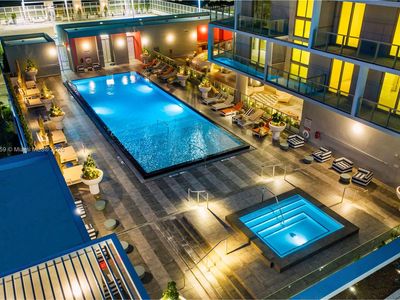 2000 Metropica Way, Sunrise, FL, 33323