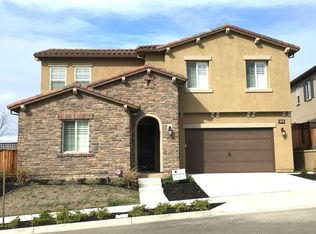 5600 Avellina Dr, Dublin, CA 94568