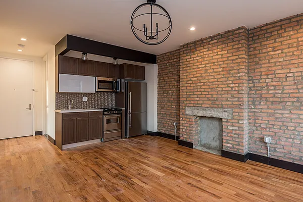 Rented by Nooklyn NYC LLC | media 33