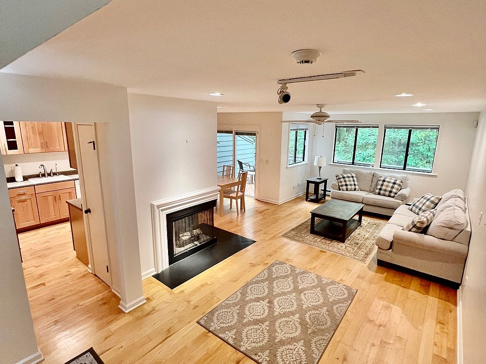 1st image of 265 Cliffside Drive