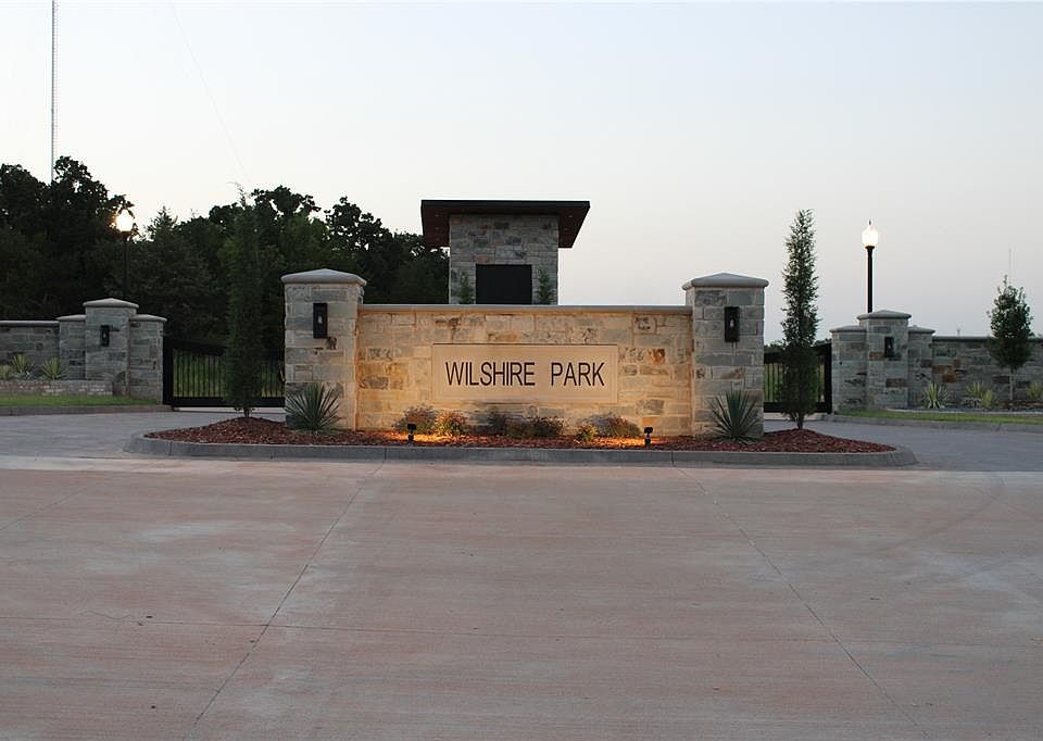 1st image of 8101 W Wilshire Park Dr Lot 1