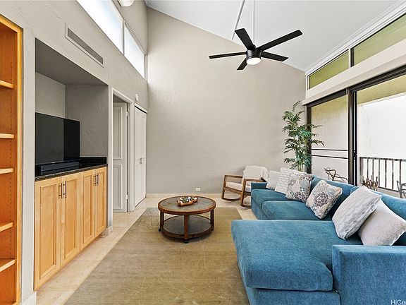 4th image of 500 Lunalilo Home Rd Penthouse 27N