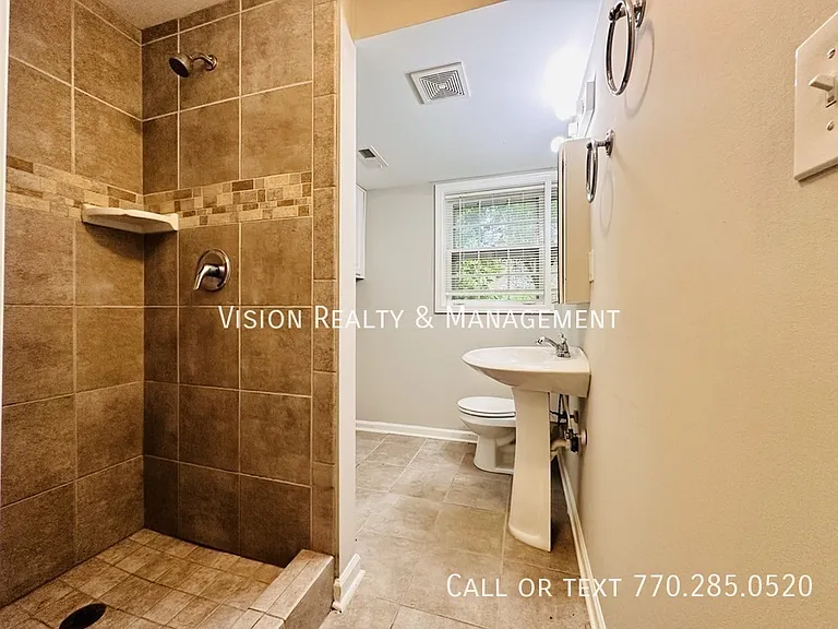6150 Mallory Rd — Photo 14