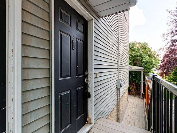 4th image of 1909 28th St SW #1