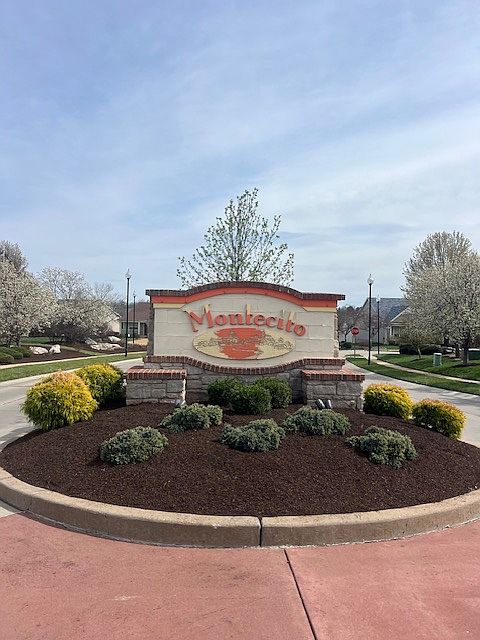 Entrance to community.