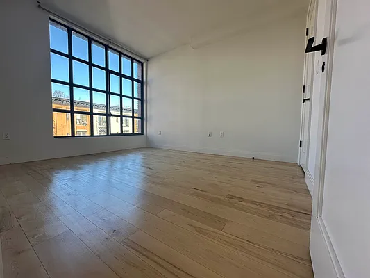 Rented by Premier One Realty LLC | media 25