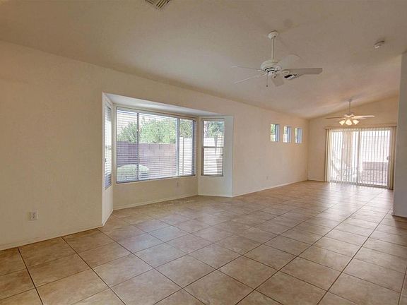 4th image of 5236 E Ivyglen St