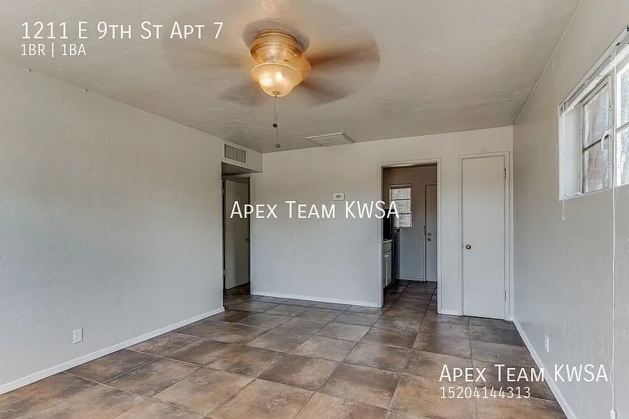$745- Quiet 1 bed / 1 bath Apartment Moments Away from the University of Arizona & Central Tucson!! — Photo 3
