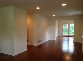 102 Clef Ter, Broomall, PA 19008