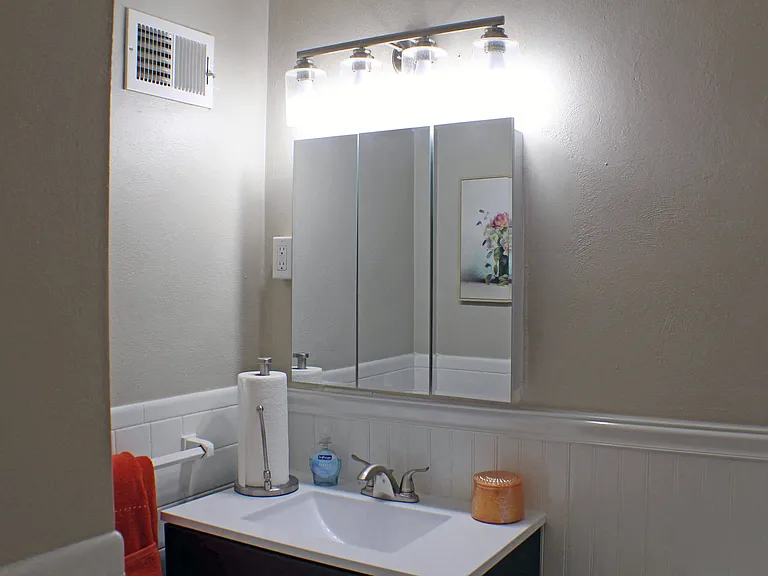 Bevo Apartments — Photo 18