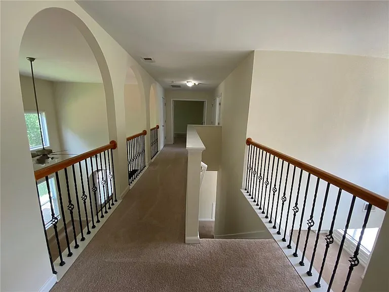 2146 Peach Shoals Cir — Photo 25