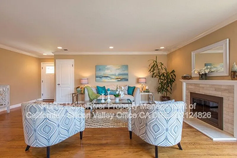 3 bed, 2.0 bath, 1310 sqft, $6,500 — Photo 3