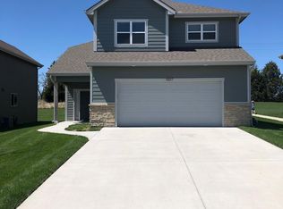 1007 Renaissance Dr, Lawrence, KS 66049