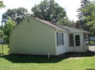 12 Waterford Ave, Latham, NY 12110